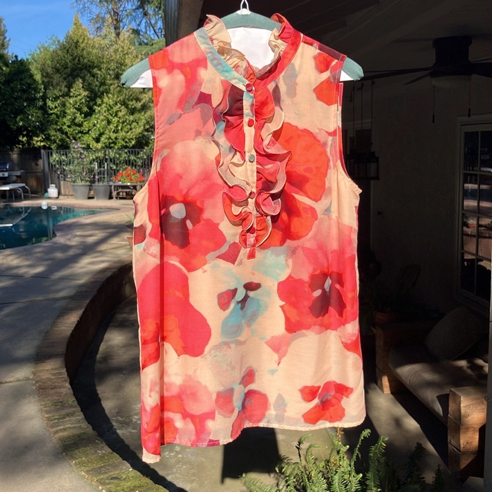 Ann Taylor Loft sleeveless floral lined blouse